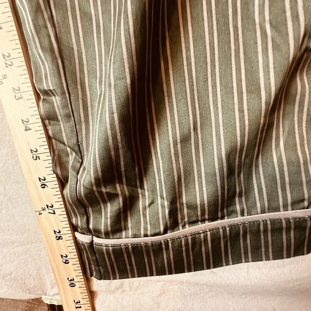 Pottery Barn teens Harry Potter Slytherin Pajama Set Size M, Bottom Size 32x30